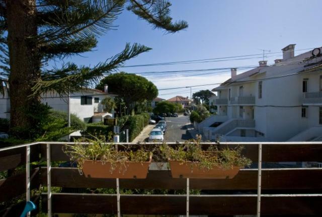 Traditional Villa In S Pedro , Estoril Alapraia Exterior photo